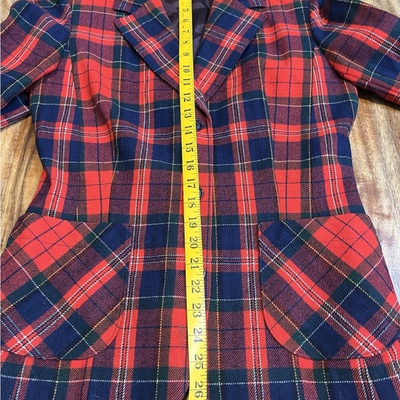 Vtg Pendleton Red and Green Plaid Blazer - Picture 6 of 7